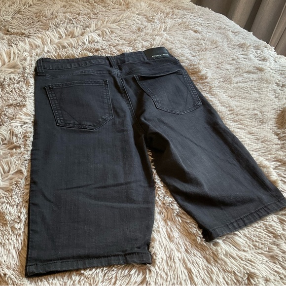 Womens Black Jean shorts; Kendall and Kylie size 9/29 - Picture 2 of 4